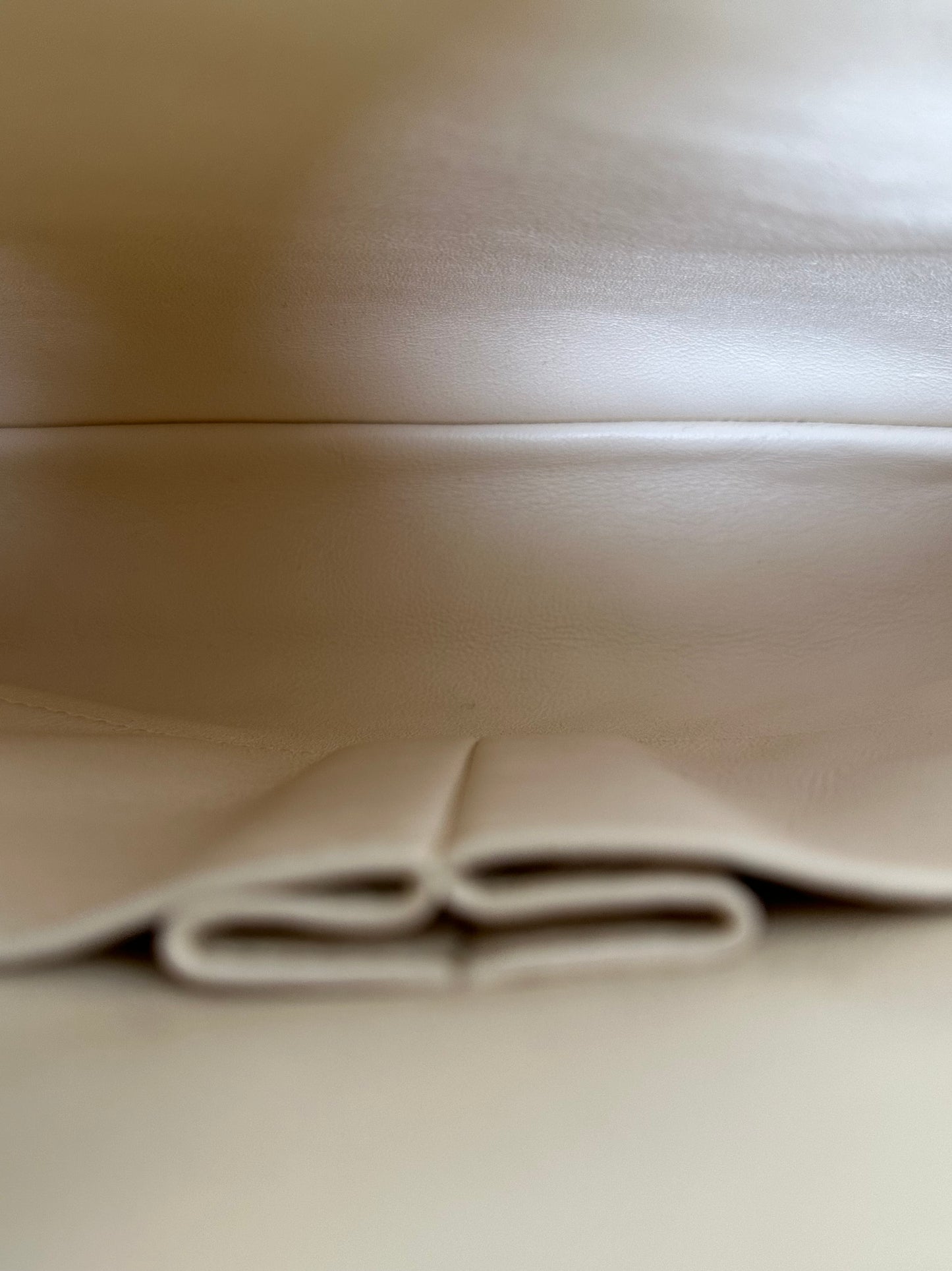 Chanel Cream/Red Lizard Coco Handle Large Bag RHW