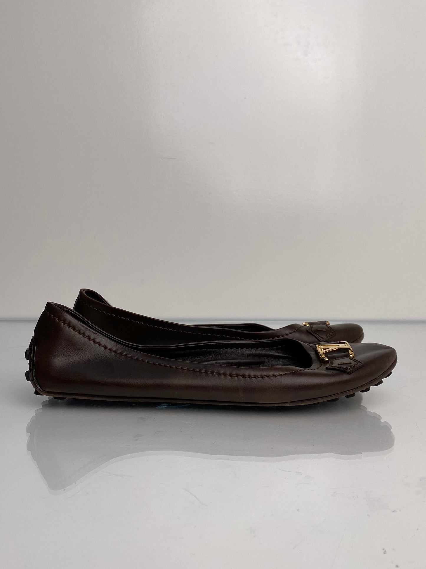 Louis Vuitton Brown Leather Ballet Flats, 40