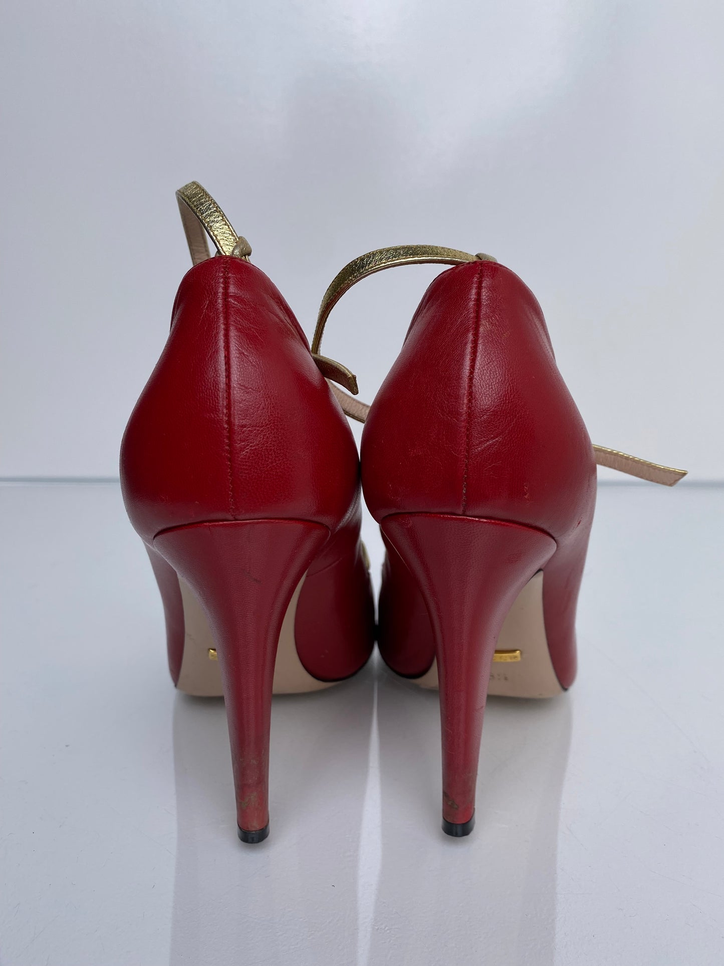 Gucci Red T-Strap Lips Heels, 38.5