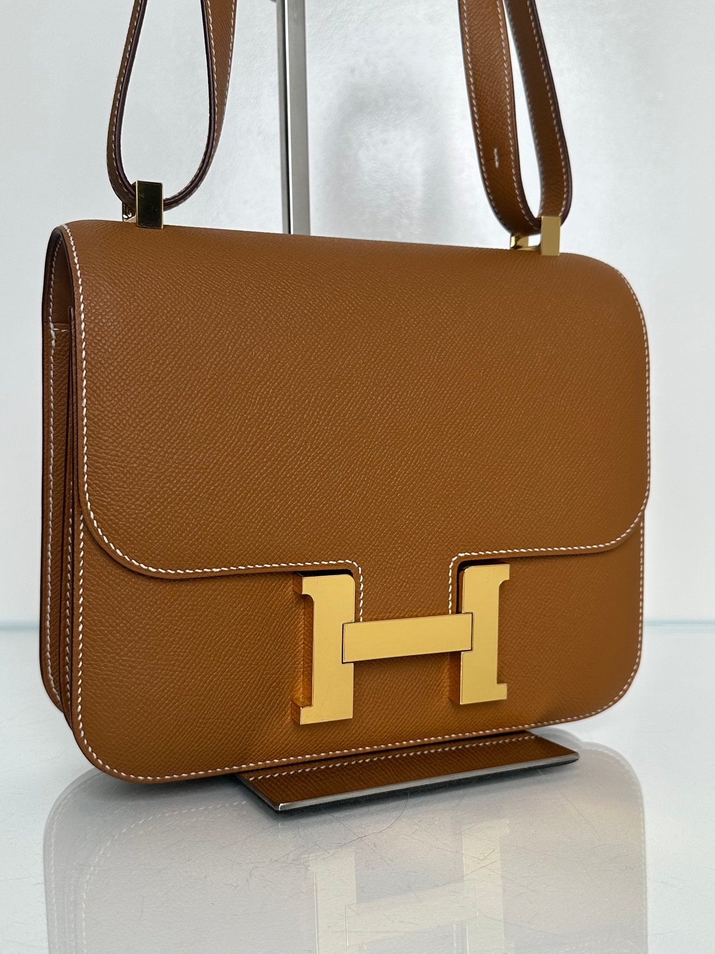 Hermes Constance 24 Gold Epsom GHW #Y