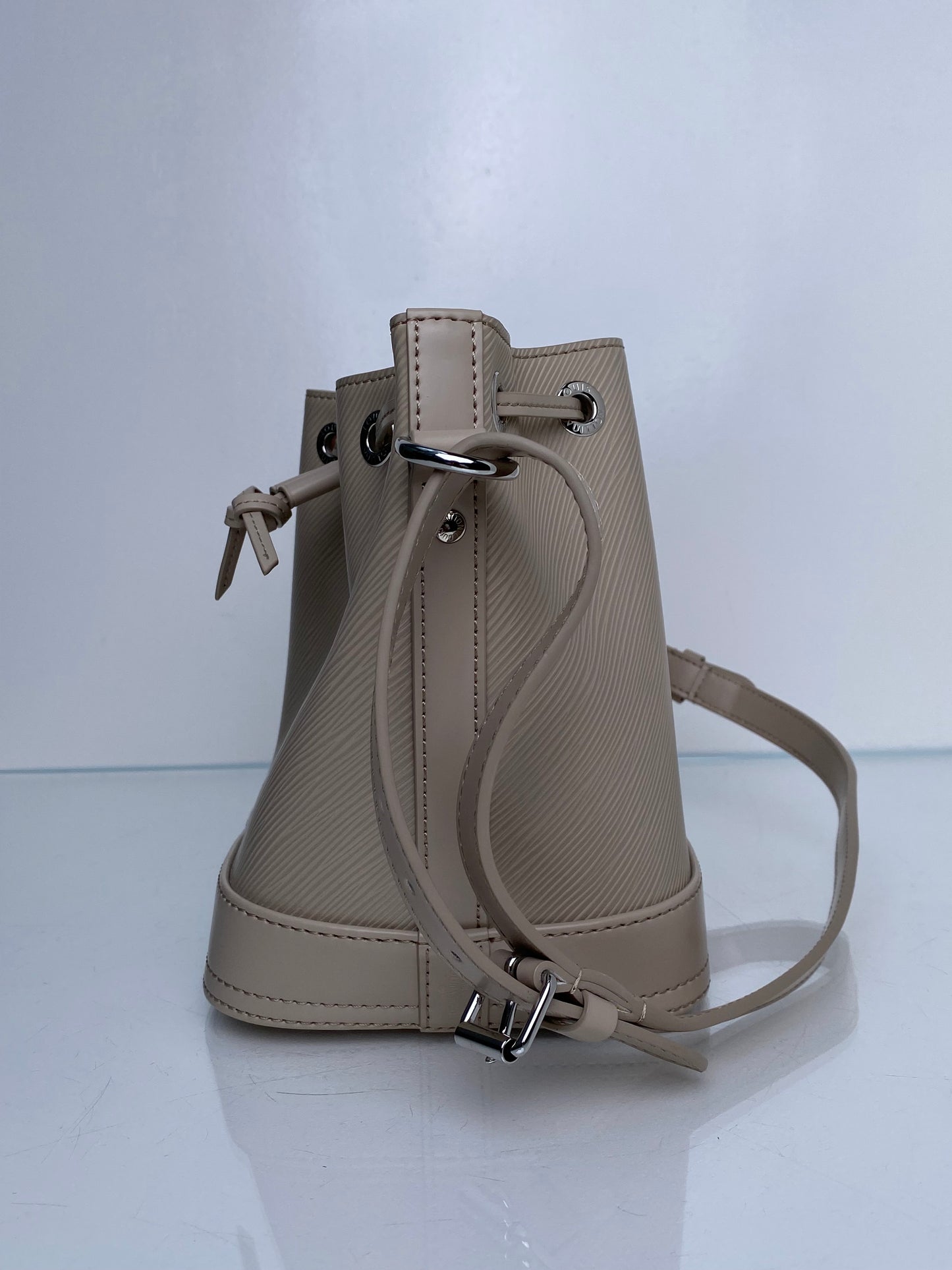 Louis Vuitton Noe BB Quartz Epi SHW