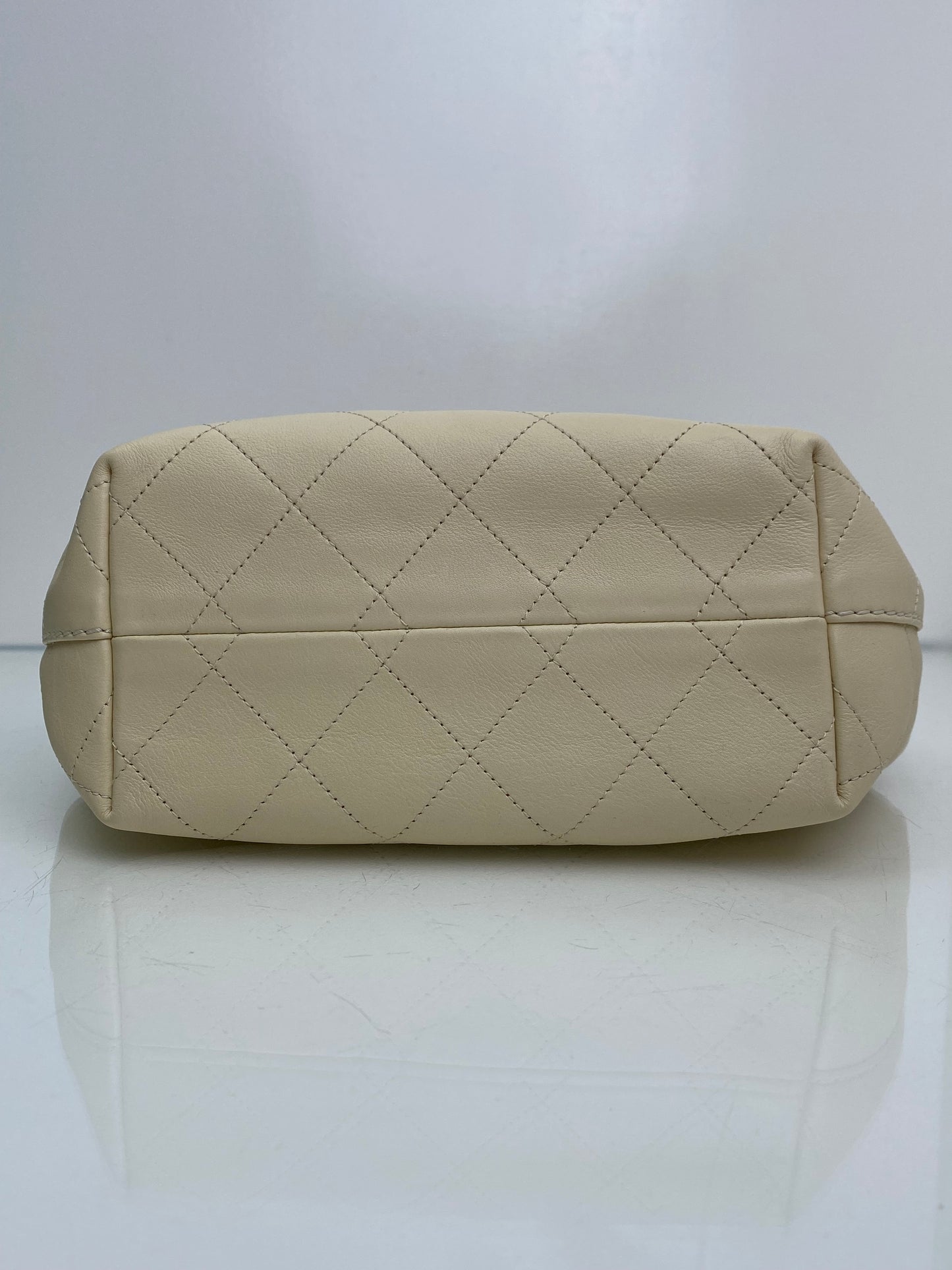 Chanel 26C Light Beige Quilted Hobo Bag GHW