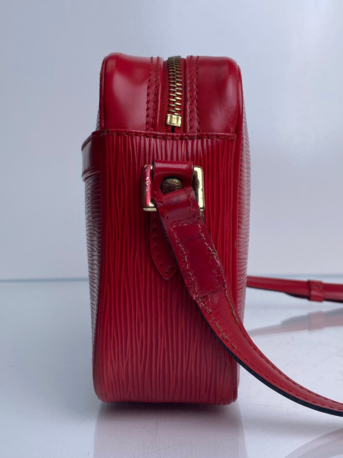 Louis Vuitton Trocadero Red Epi Leather GHW