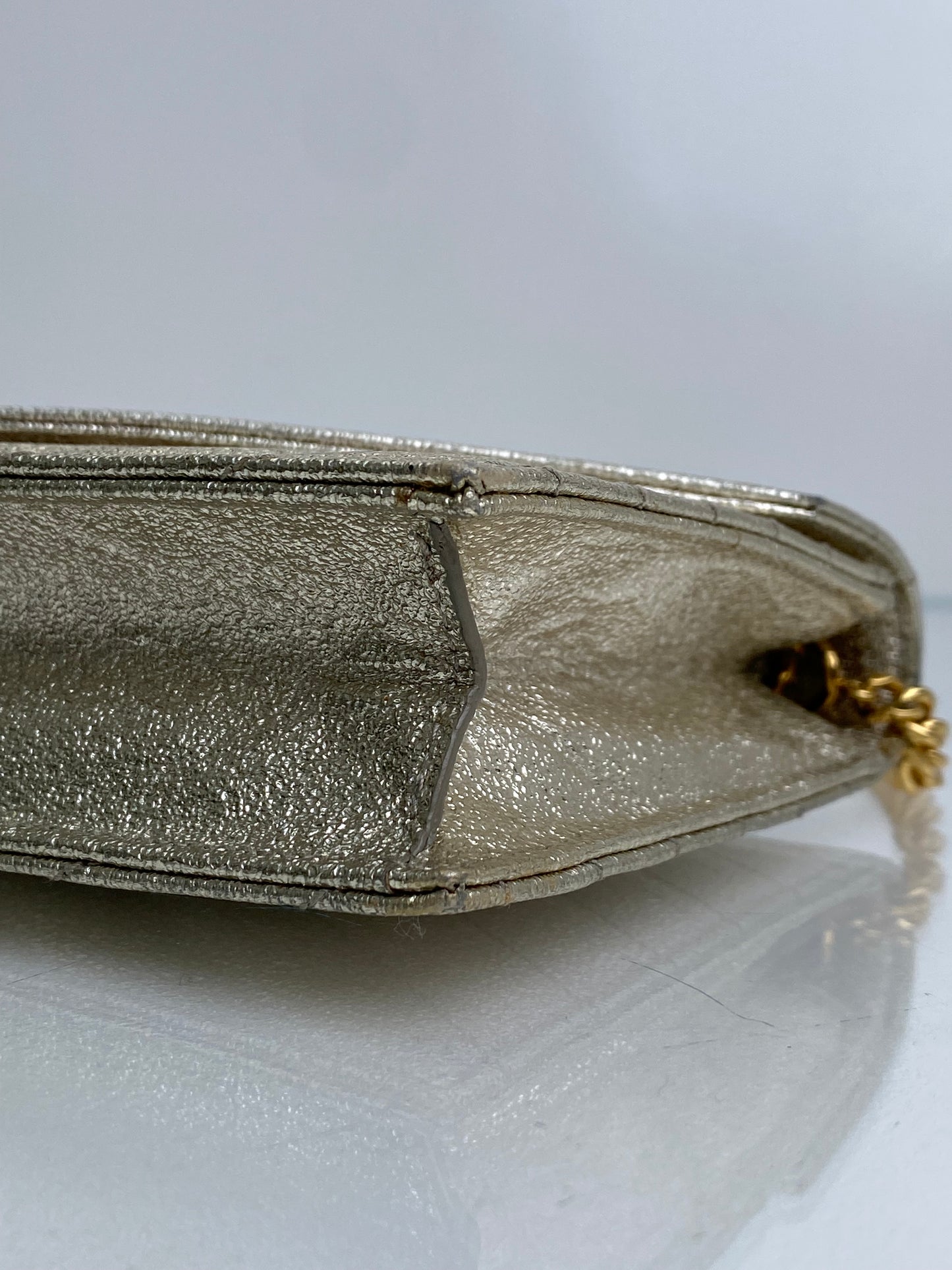 Saint Laurent Cassandra Silver Metallic Chevron Wallet On Chain GHW