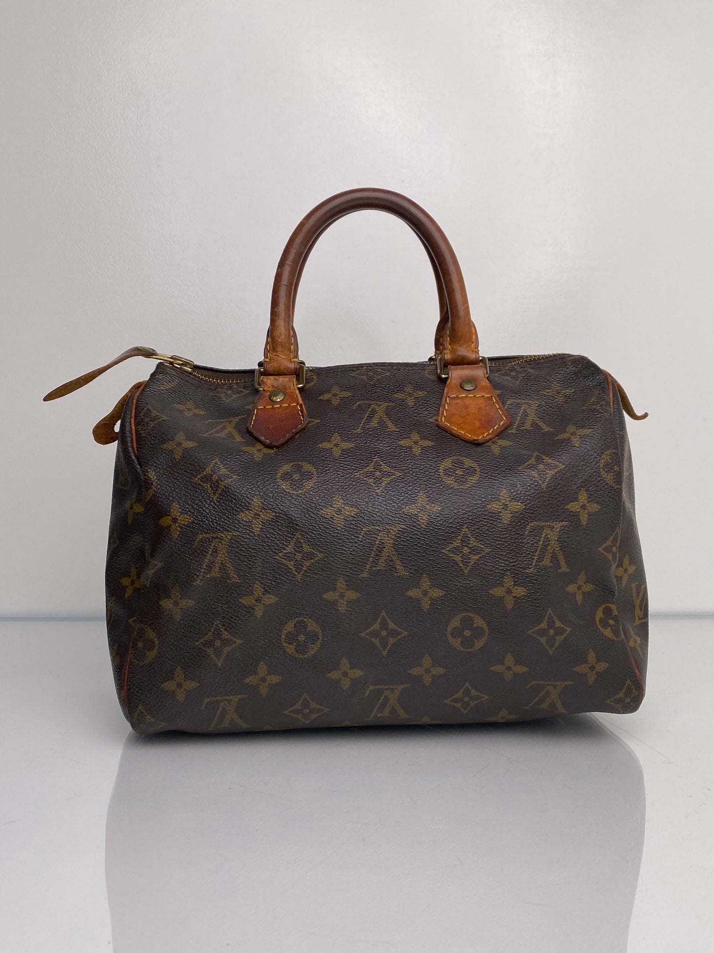 Louis Vuitton Monogram Speedy 25