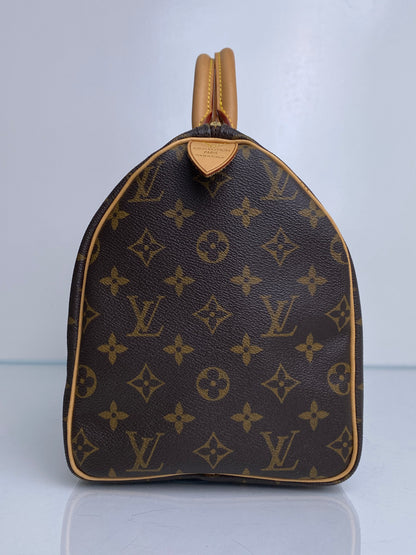 Louis Vuitton Monogram Canvas Speedy 30