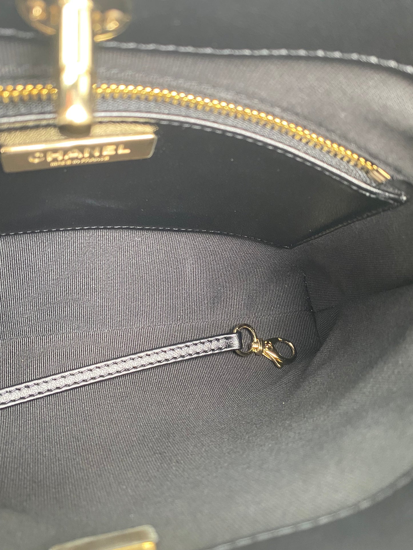 Chanel 31 Yellow & Black Small Patent Leather Bag GHWe