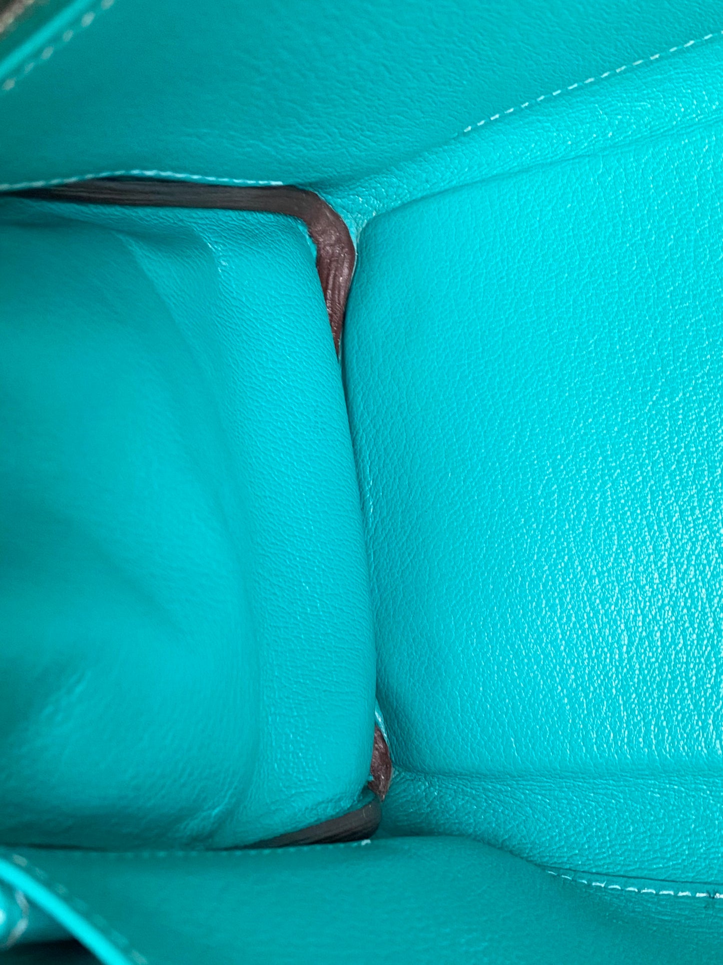 Hermes Kelly 28 Lagoon Chèvre PHW #L