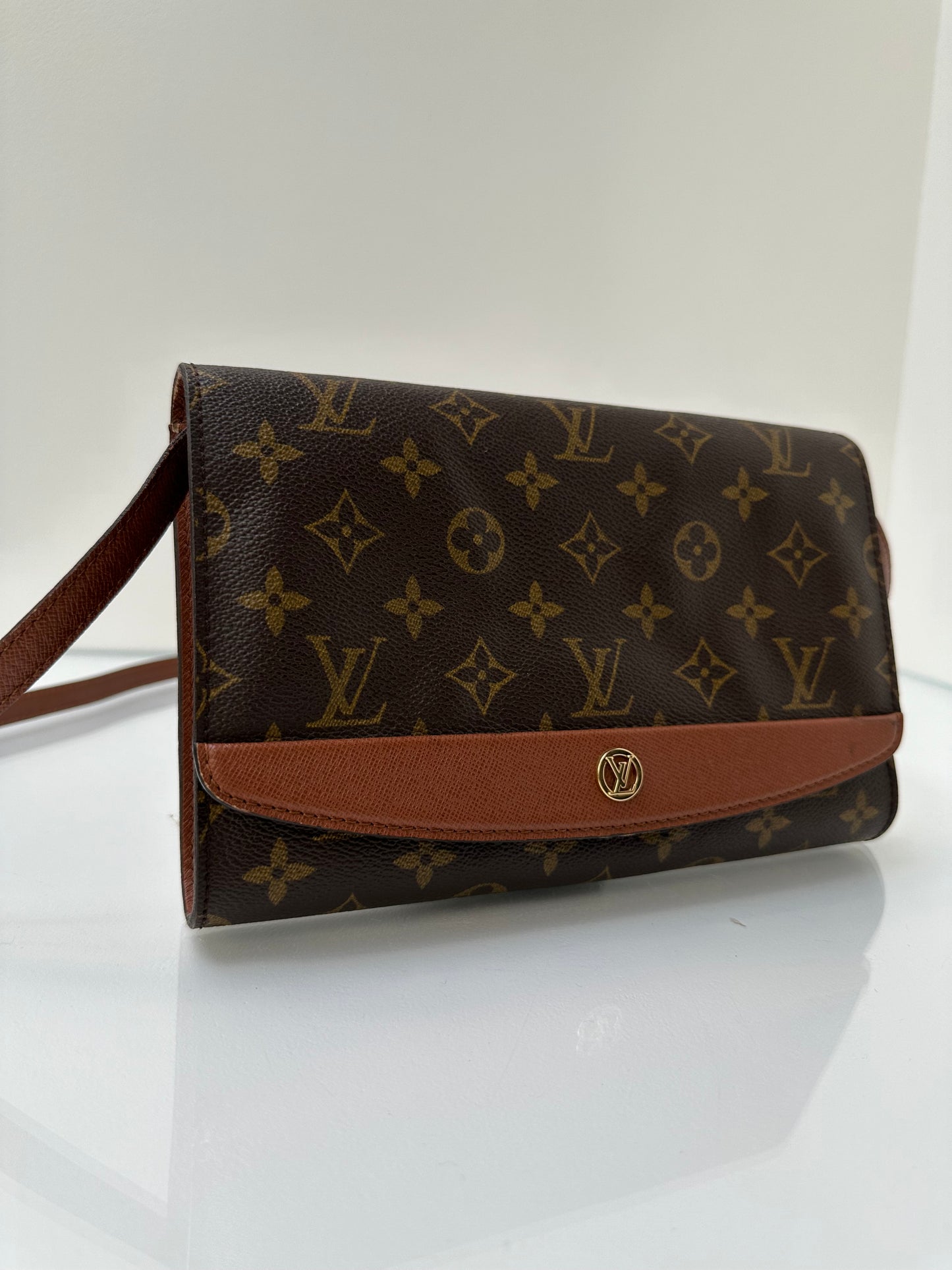 Louis Vuitton Monogram Bordeaux Clutch