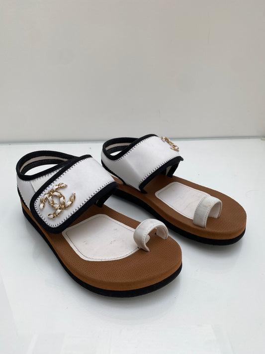 Chanel White/Tan/Black Sandals, 37