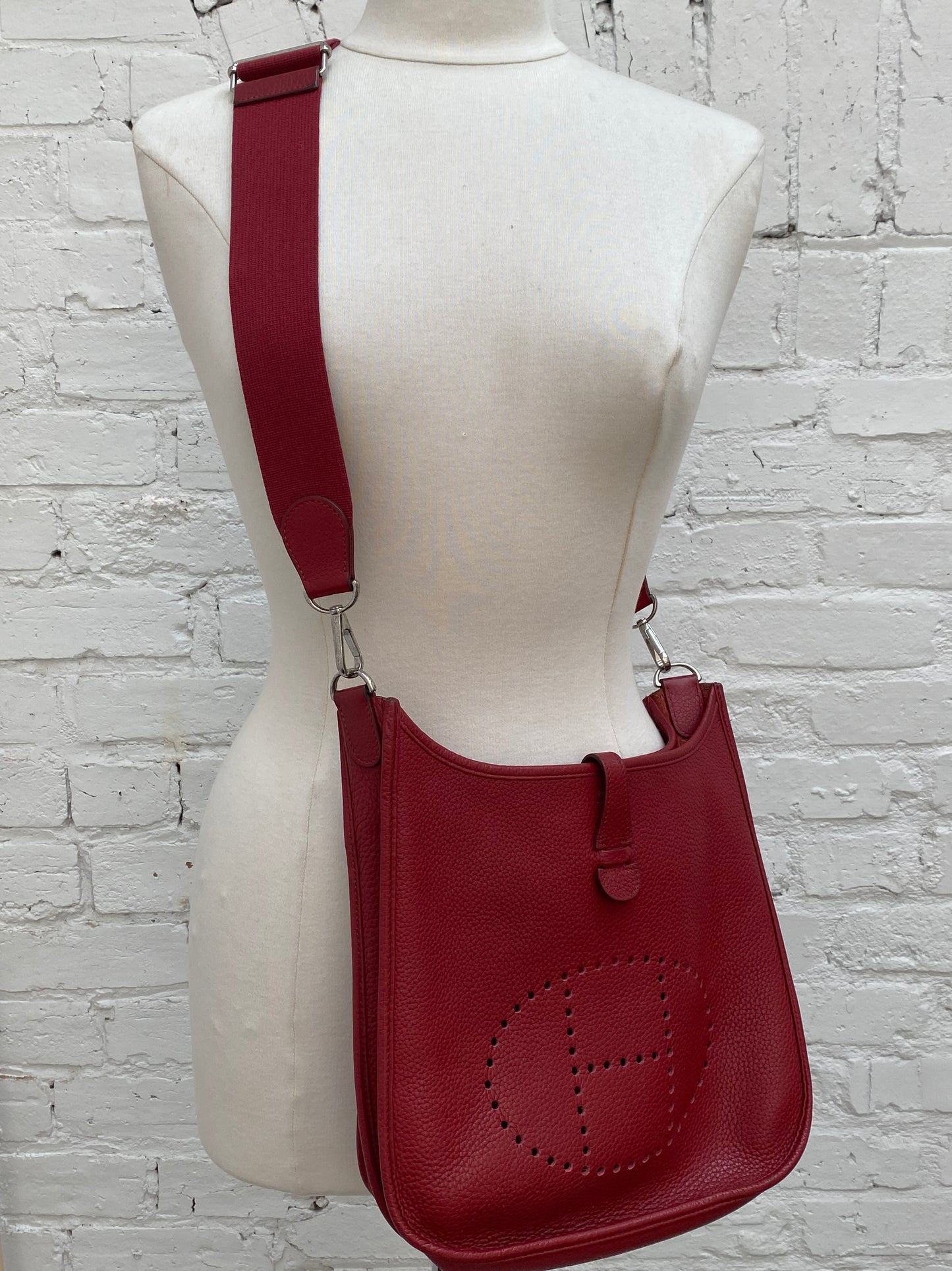 Hermes Evelyne PM Rouge Grenat Togo PHW