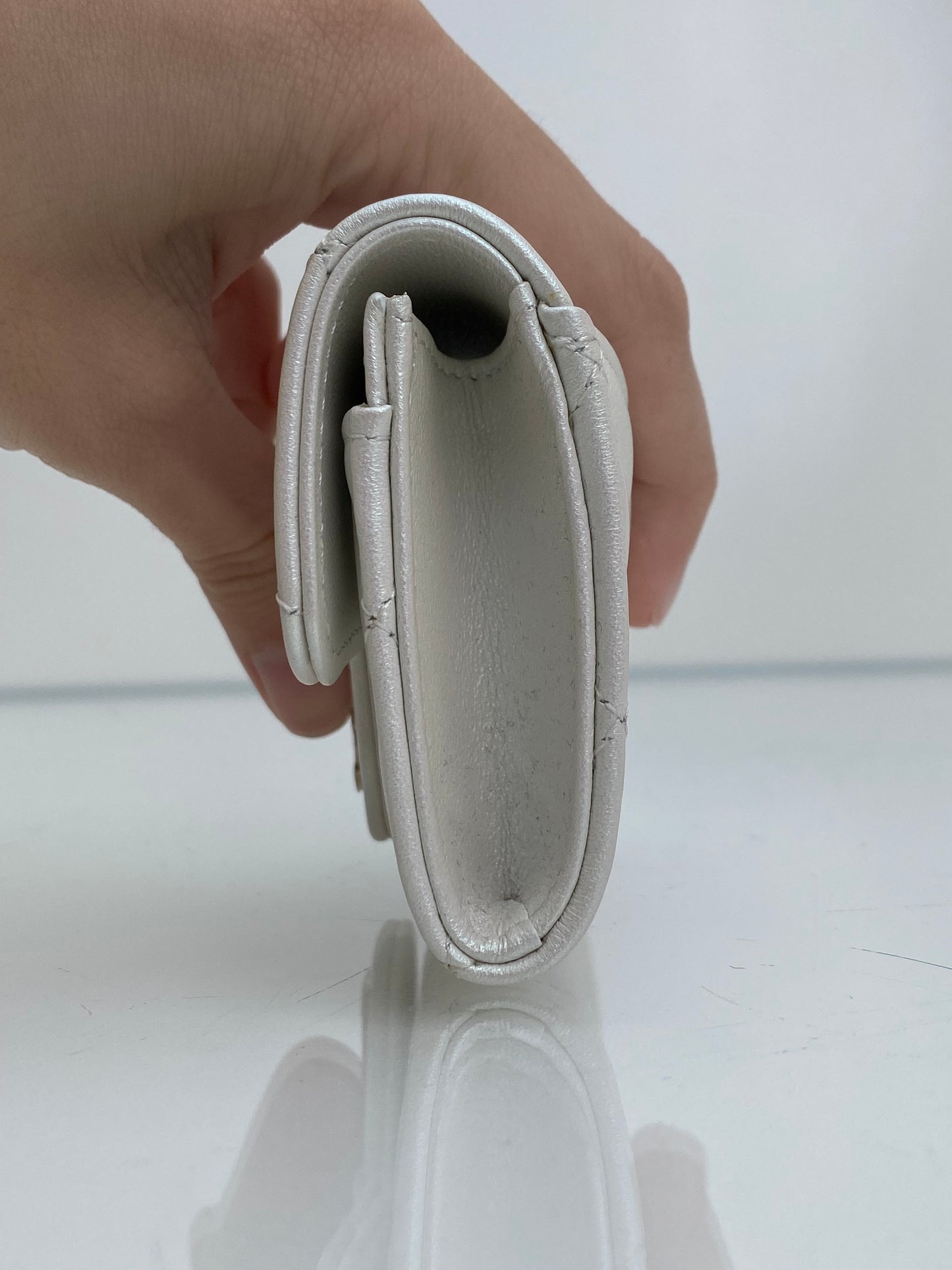Chanel White Iridescent Calfskin Quilted Flap Card Holder GHW
