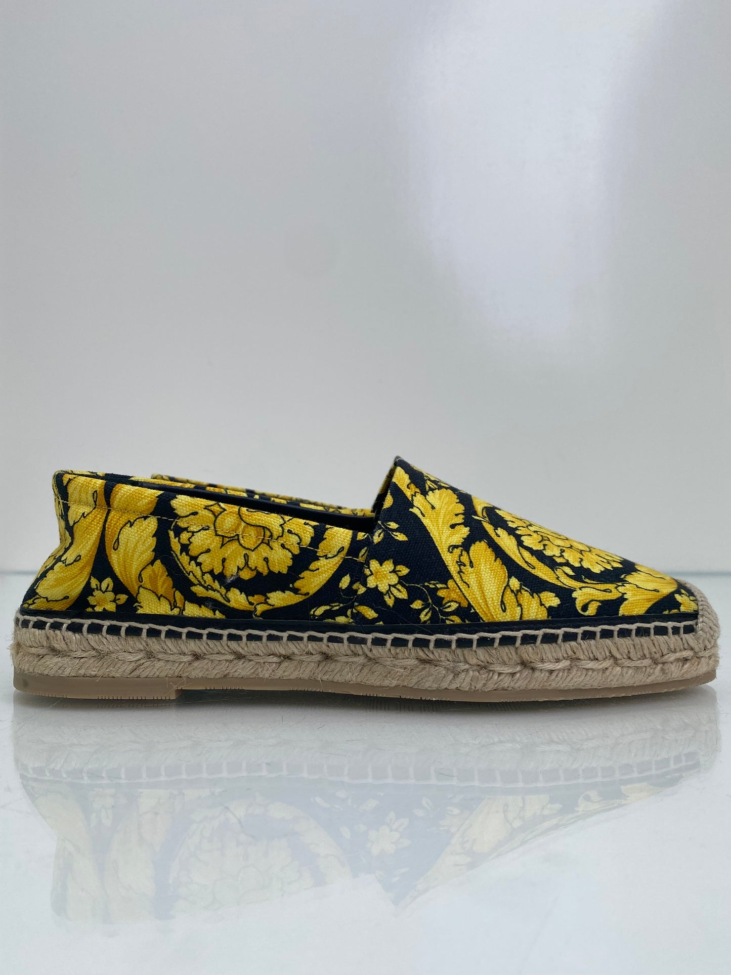 Versace Gold & Black Patterned Canvas Espadrille Flats, 39