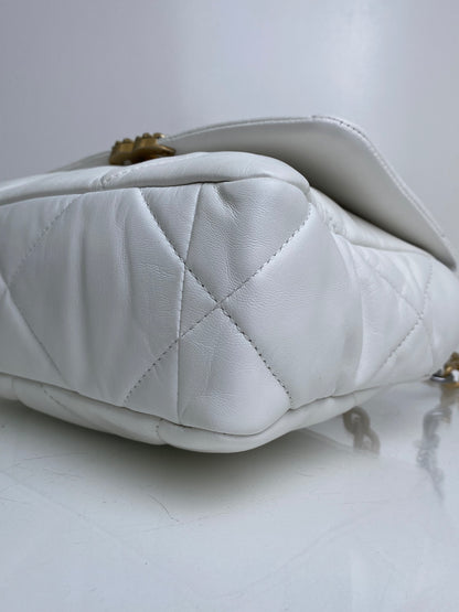 Chanel White Calfskin Small 19 Bag TTHW #30