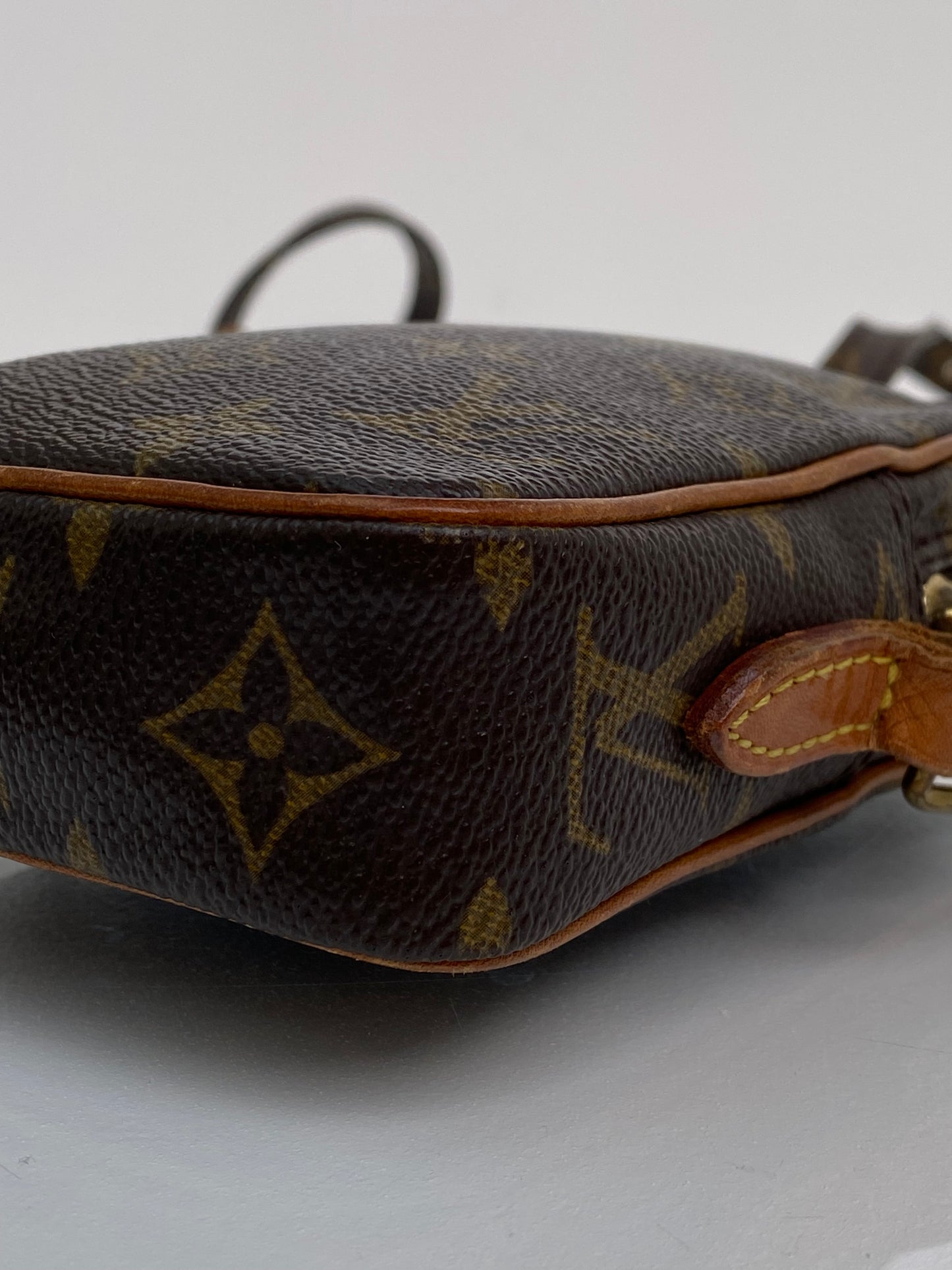 Louis Vuitton Monogram Pochette Dame GM Clutch