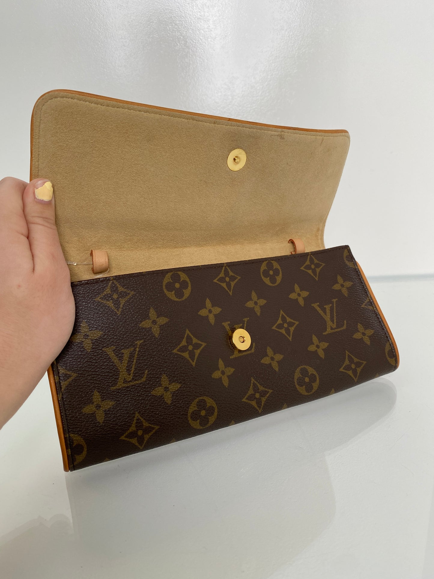 Louis Vuitton Monogram Clutch