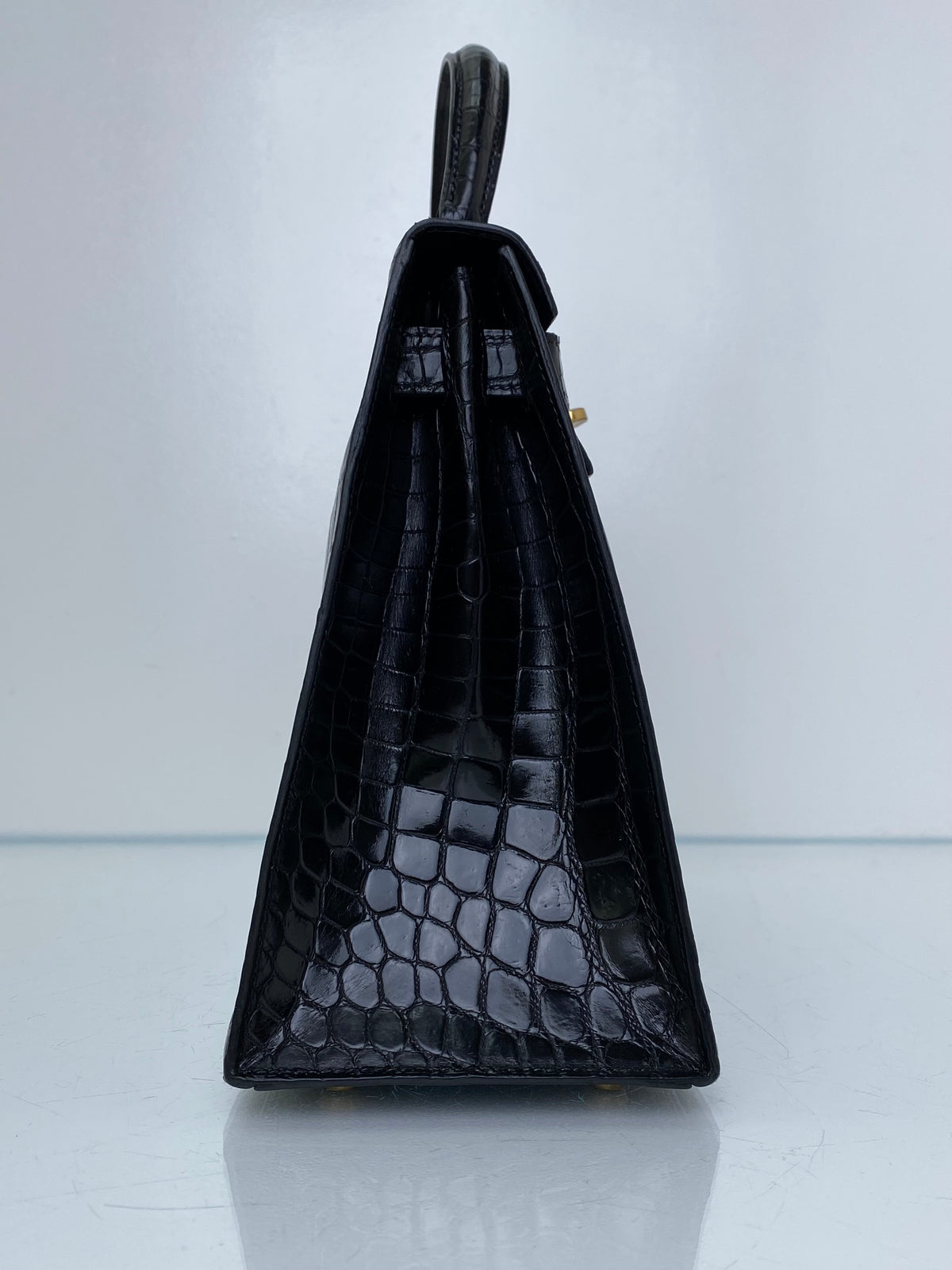 Hermes Vintage Kelly 28 Sellier Noir Alligator GHW #M