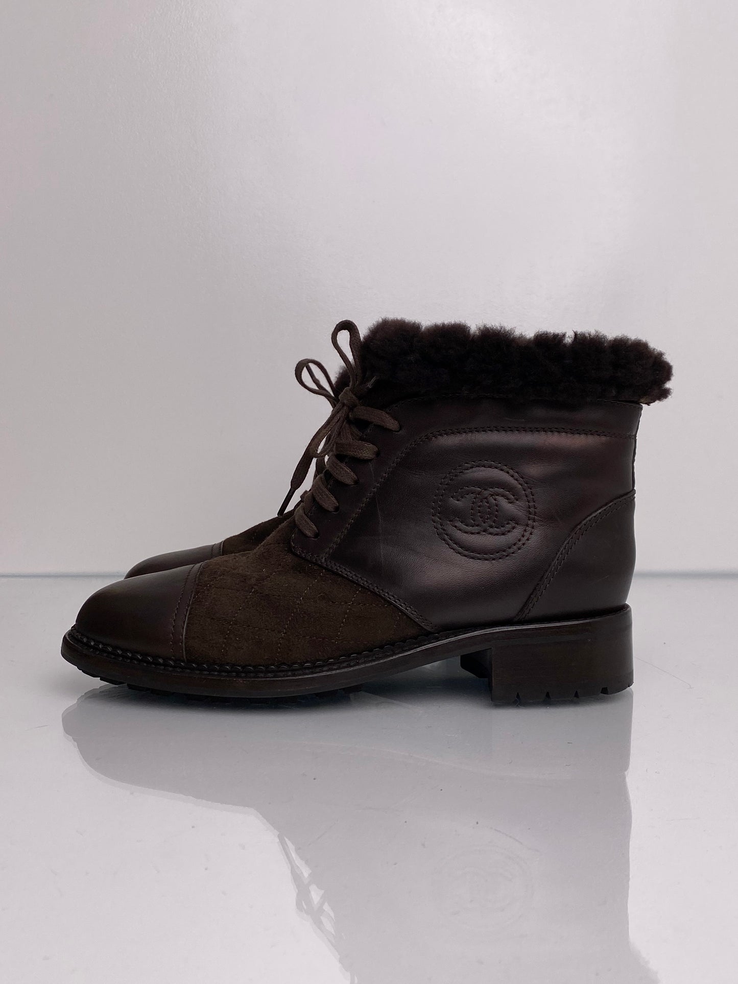 Chanel Brown Suede & Shearling Ankle Boots, 39