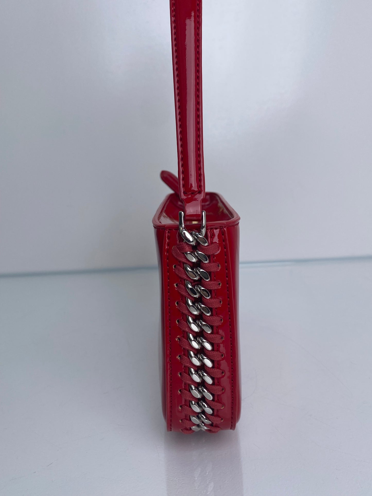 Stella McCartney Red Frayme Patent Faux Leather Shoulder Bag TTHW