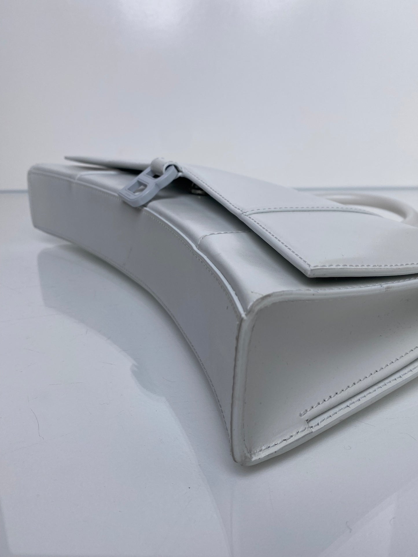 BALENCIAGA White Hourglass Stretch Bag SHW