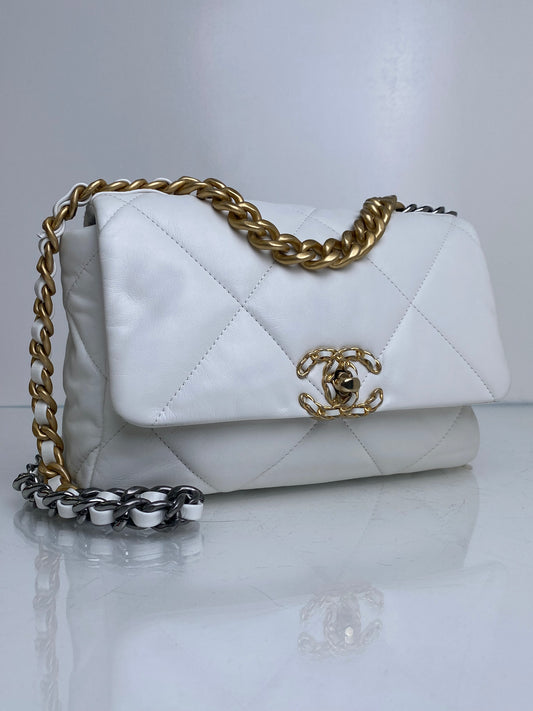 Chanel White Calfskin Small 19 Bag TTHW #30