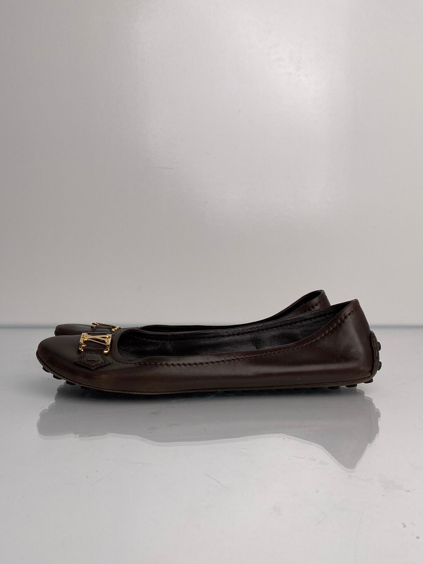 Louis Vuitton Brown Leather Ballet Flats, 40