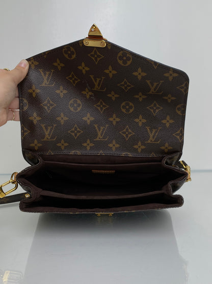 Louis Vuitton Monogram Pochette Metis Bag GHW