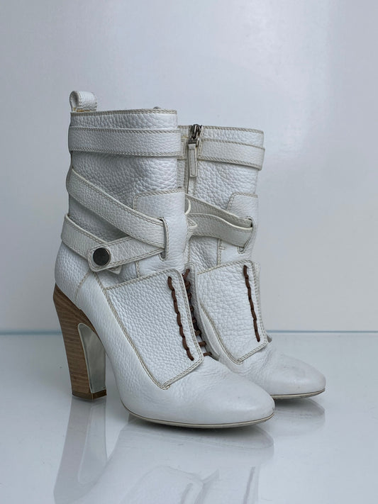 Fendi Diana White Leather Ankle Boots, 37