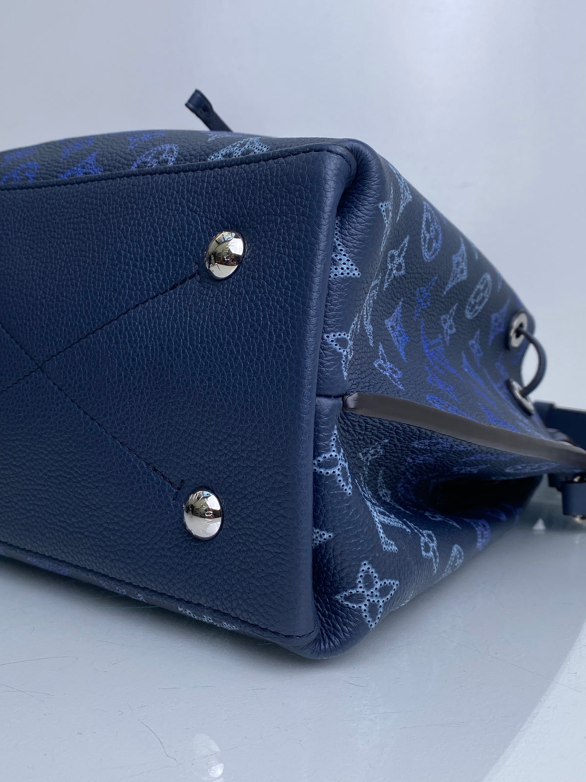 Louis Vuitton Navy Flight Mode Mahina Muria Bucket Bag SHW