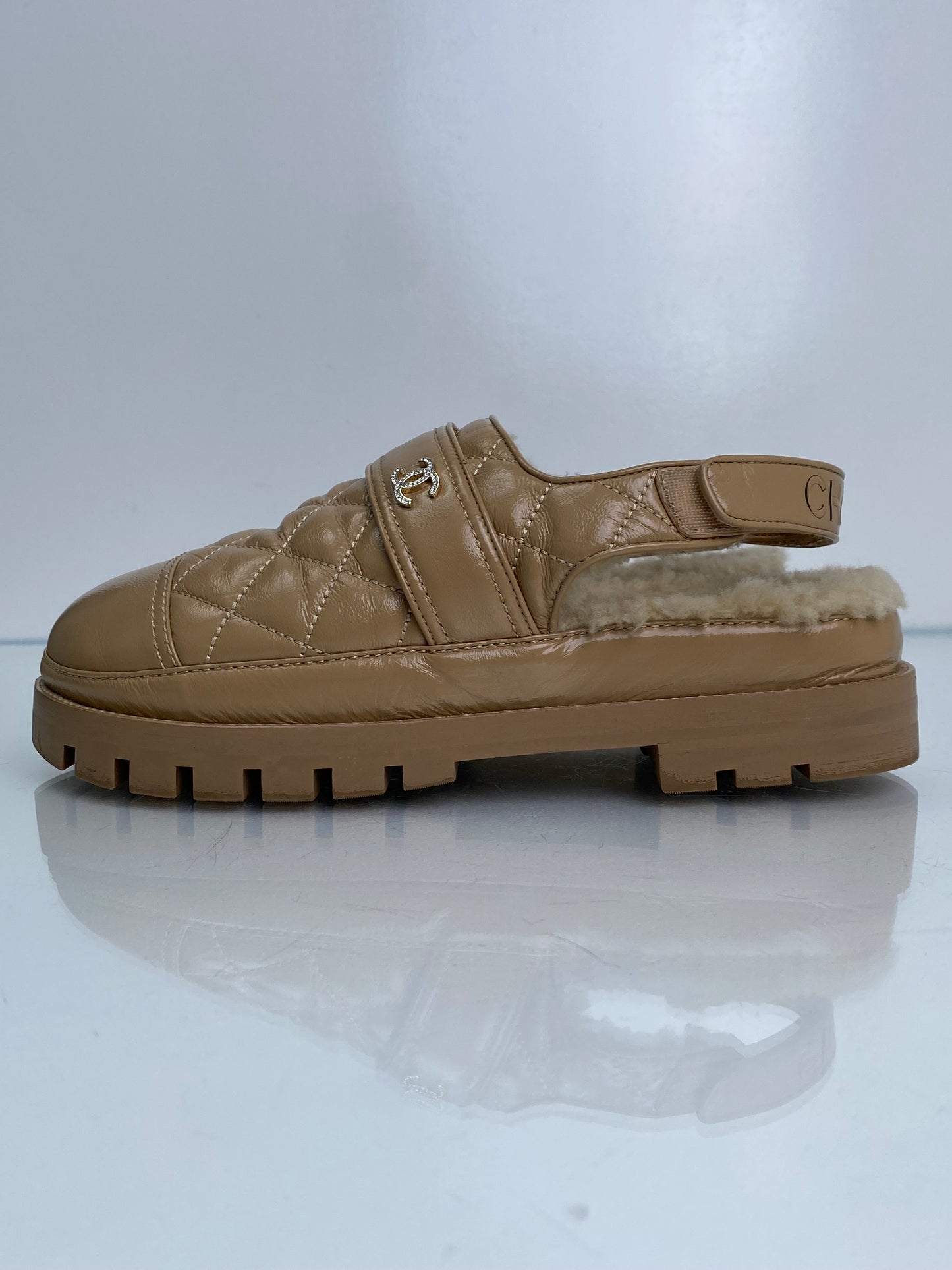 Chanel Beige Patent Leather & Shearling CC Clogs, 40