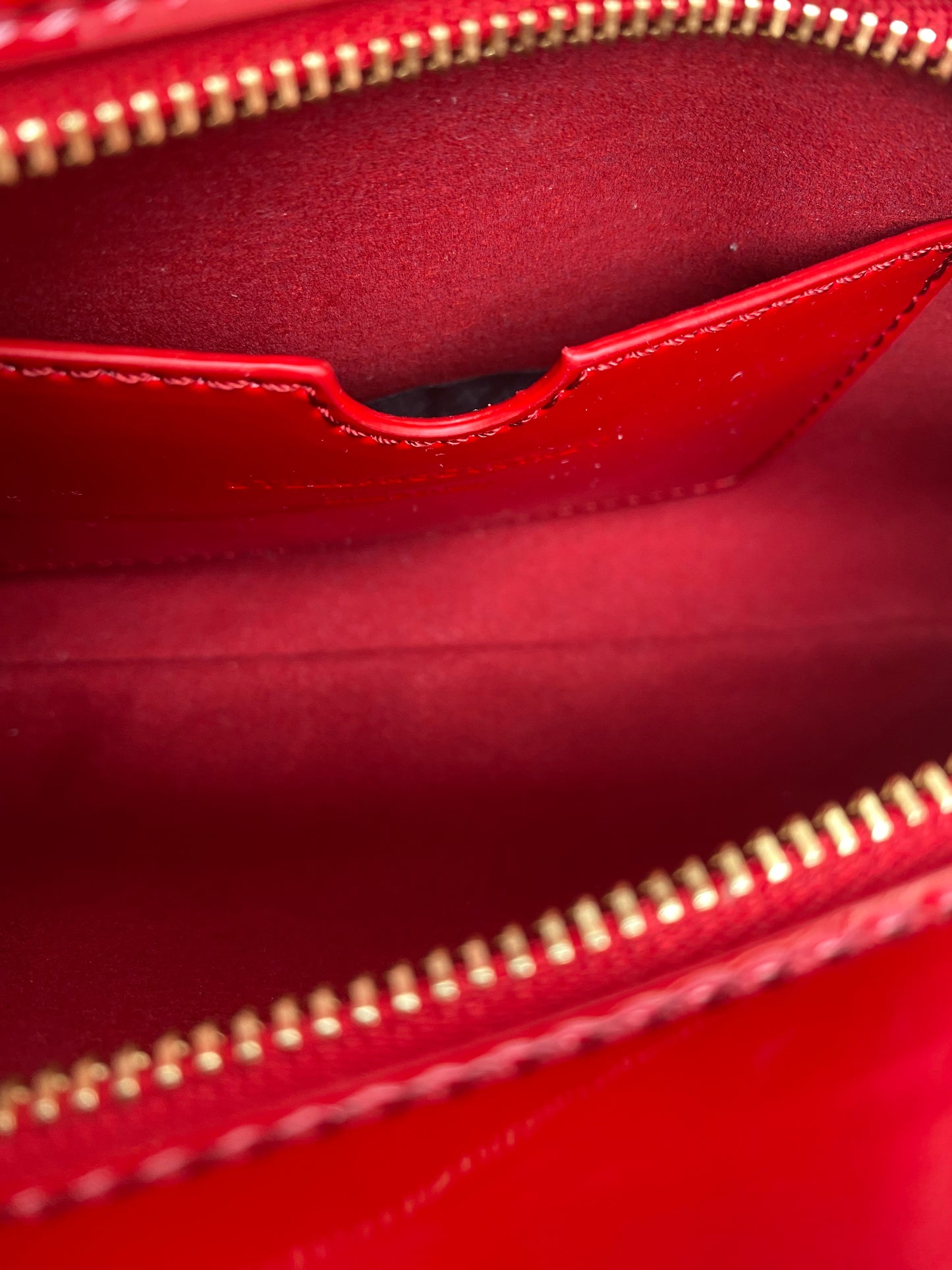 Stella McCartney Red Frayme Patent Faux Leather Shoulder Bag TTHW