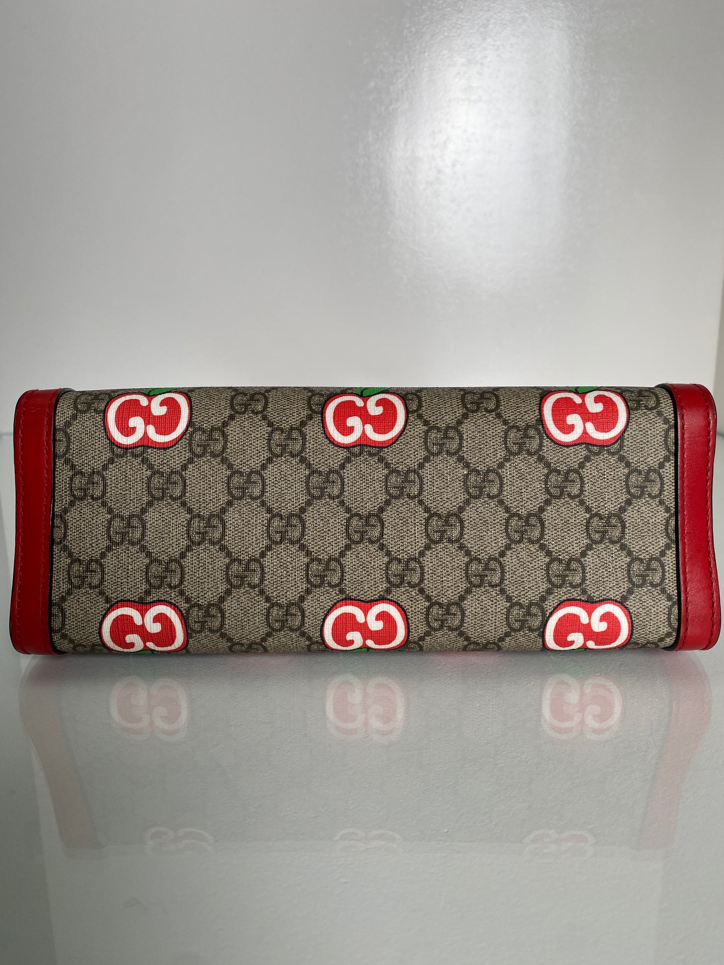 Gucci Red Supreme Apple Padlock Shoulder Bag GHW