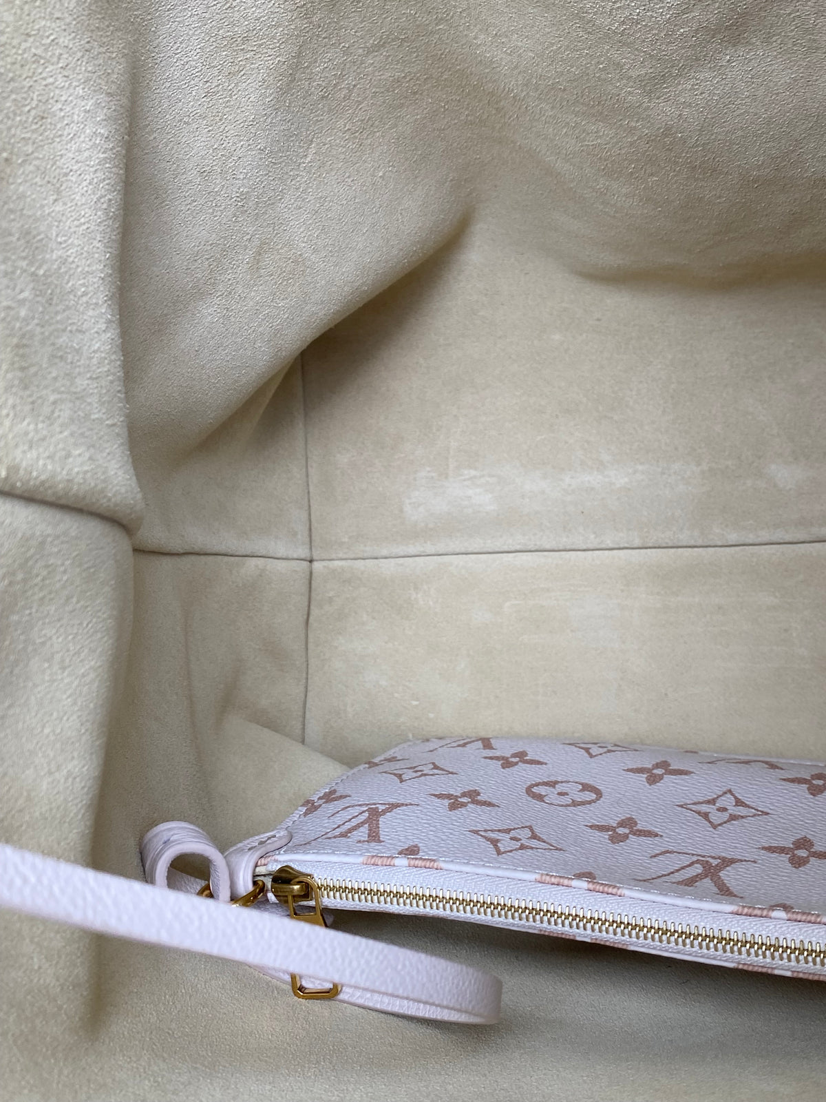 Louis Vuitton V Quartz Gris Low Key Hobo MM Bag GHW