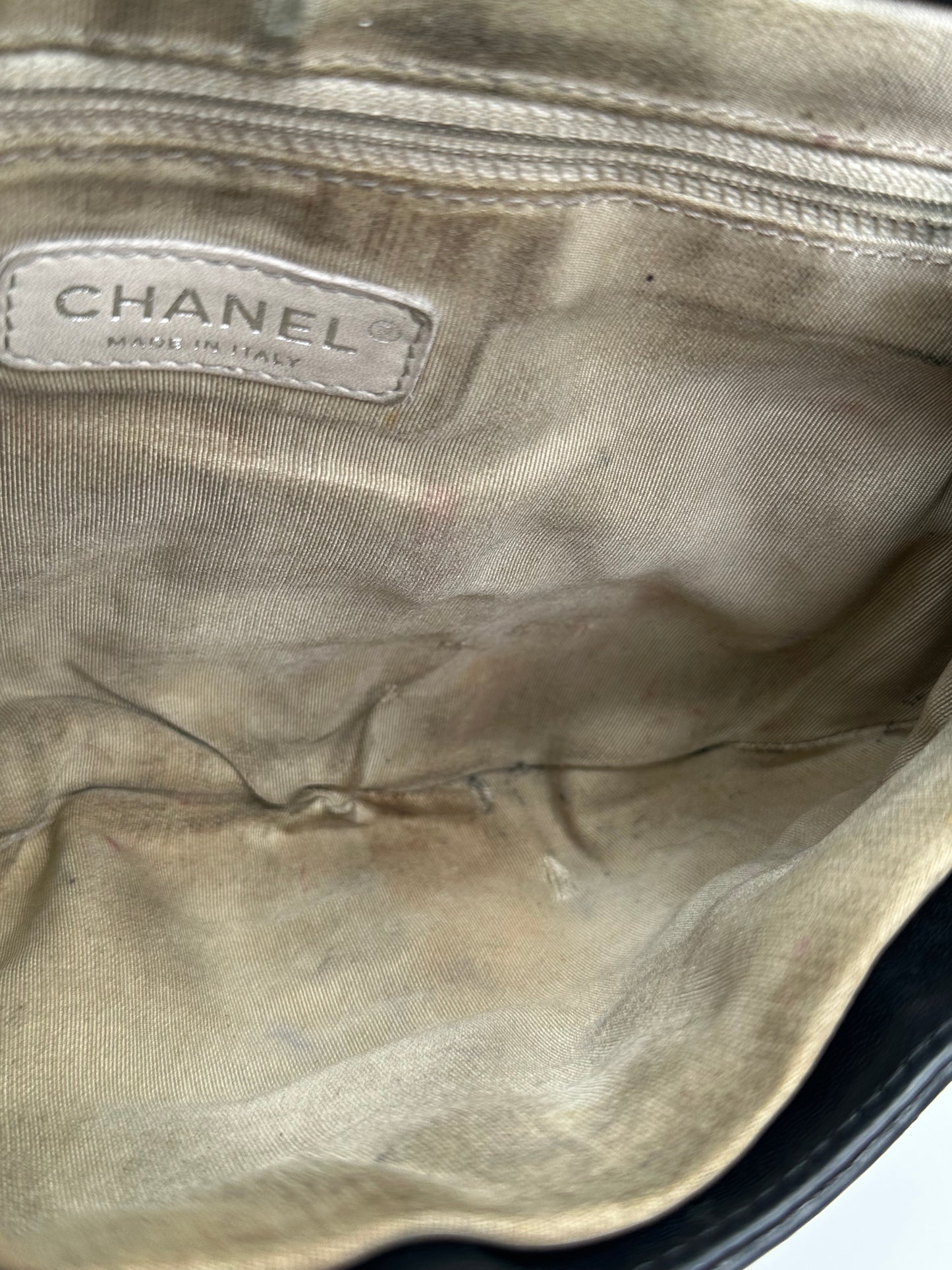 Chanel Black Quilted Chain Around Flap Crossbody Bag SHW