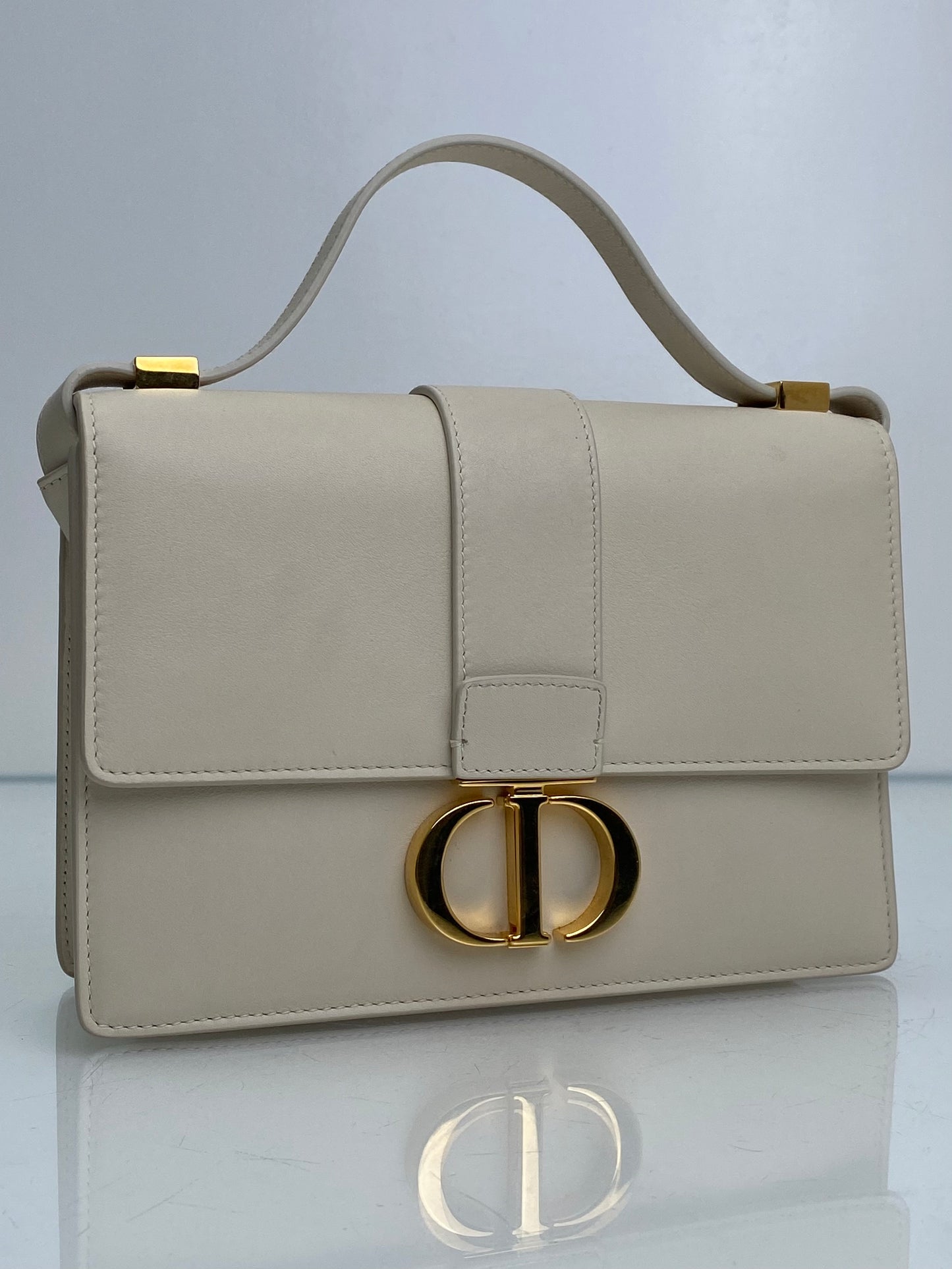 Christian Dior 30 Montaigne Latte Crossbody / Shoulder Bag GHW