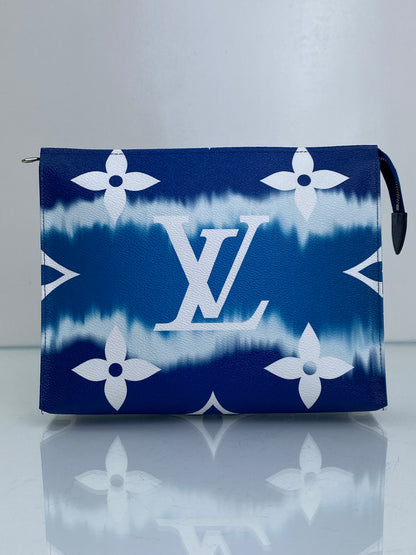 Louis Vuitton Blue Giant Monogram Escale Toiletry Pouch 26 SHW