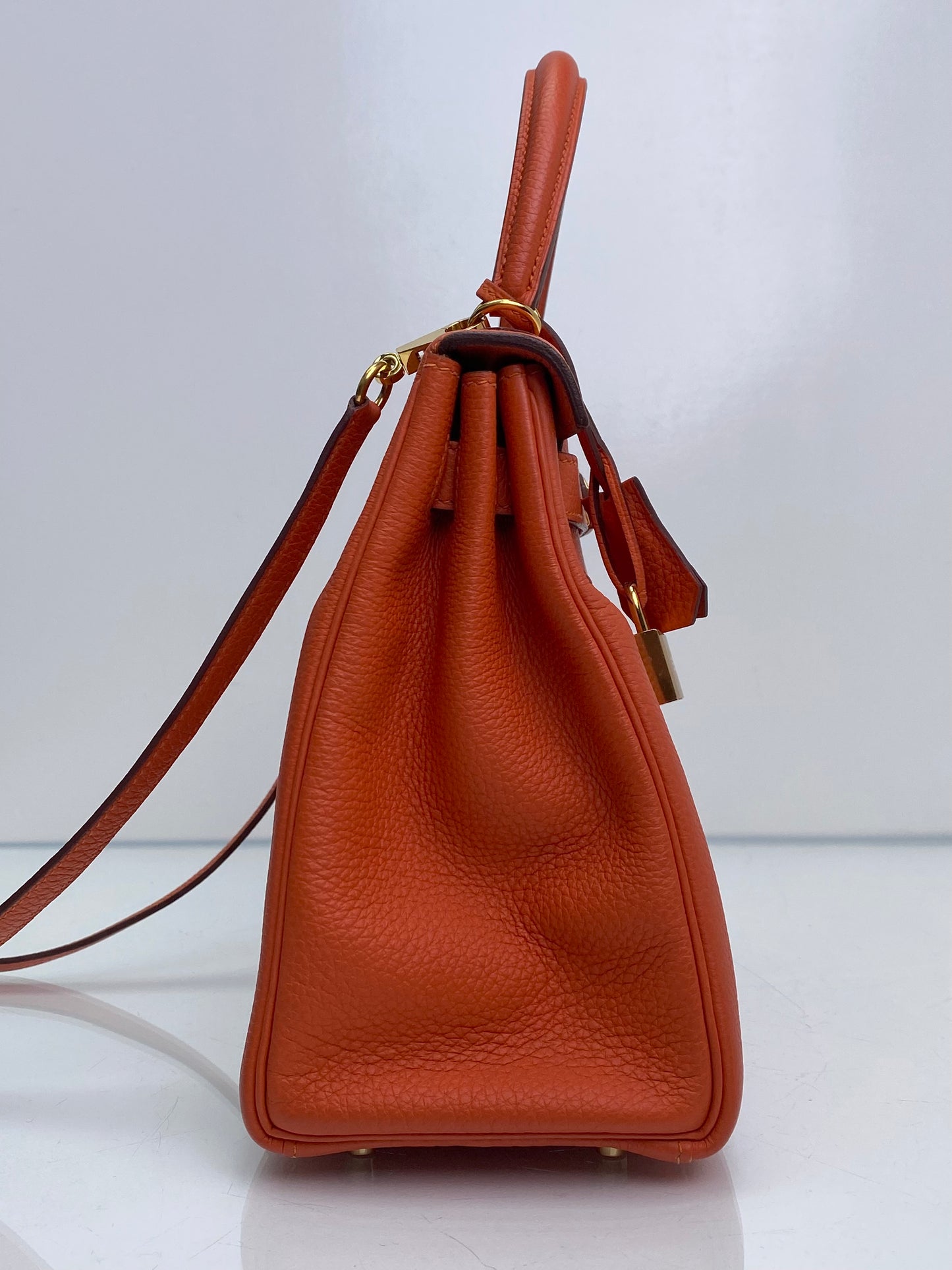 Hermes Kelly 28 Orange Togo GHW #T