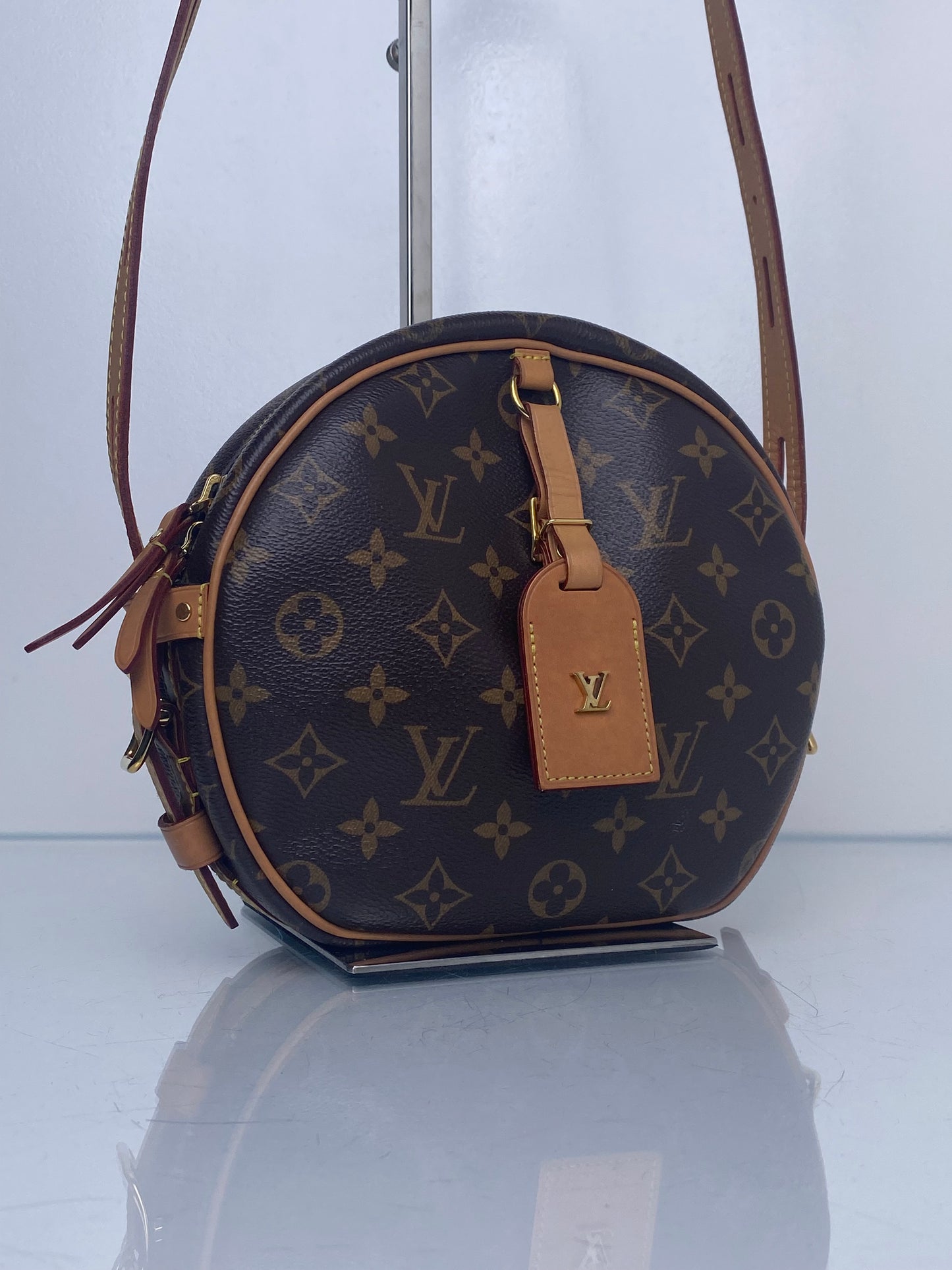 Louis Vuitton Monogram Canvas Boite Chapeau Souple Bag GHW