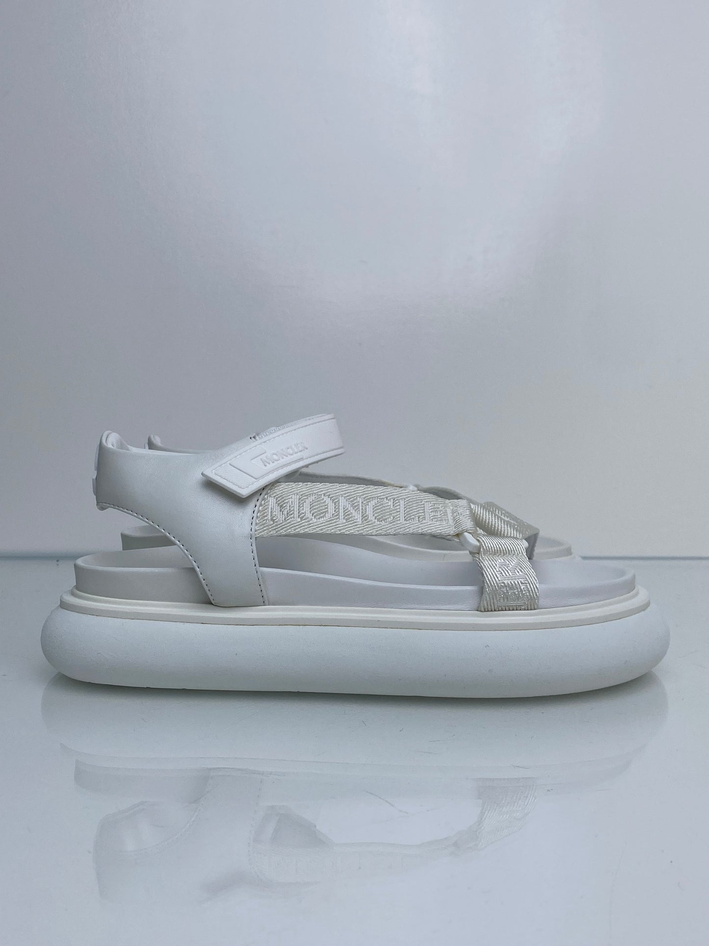 Moncler Catura White Dad Sandals, 39