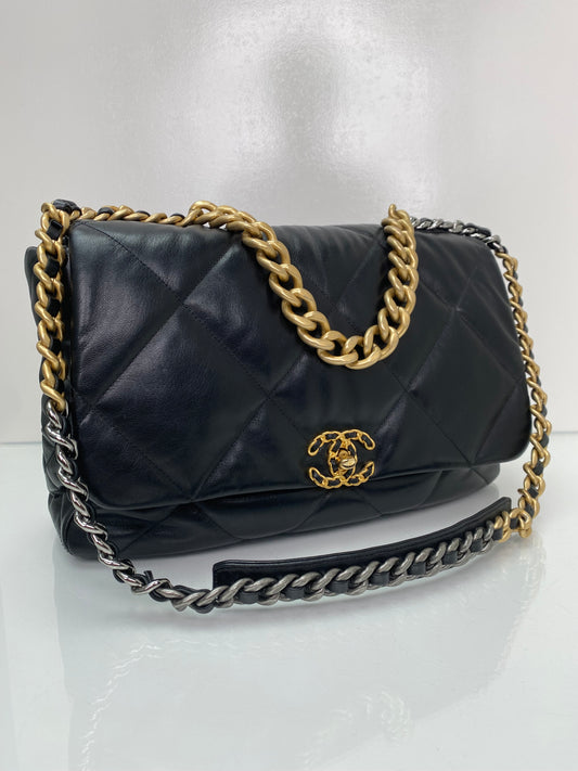 Chanel Black Quilted 19 Flap Bag TTHW