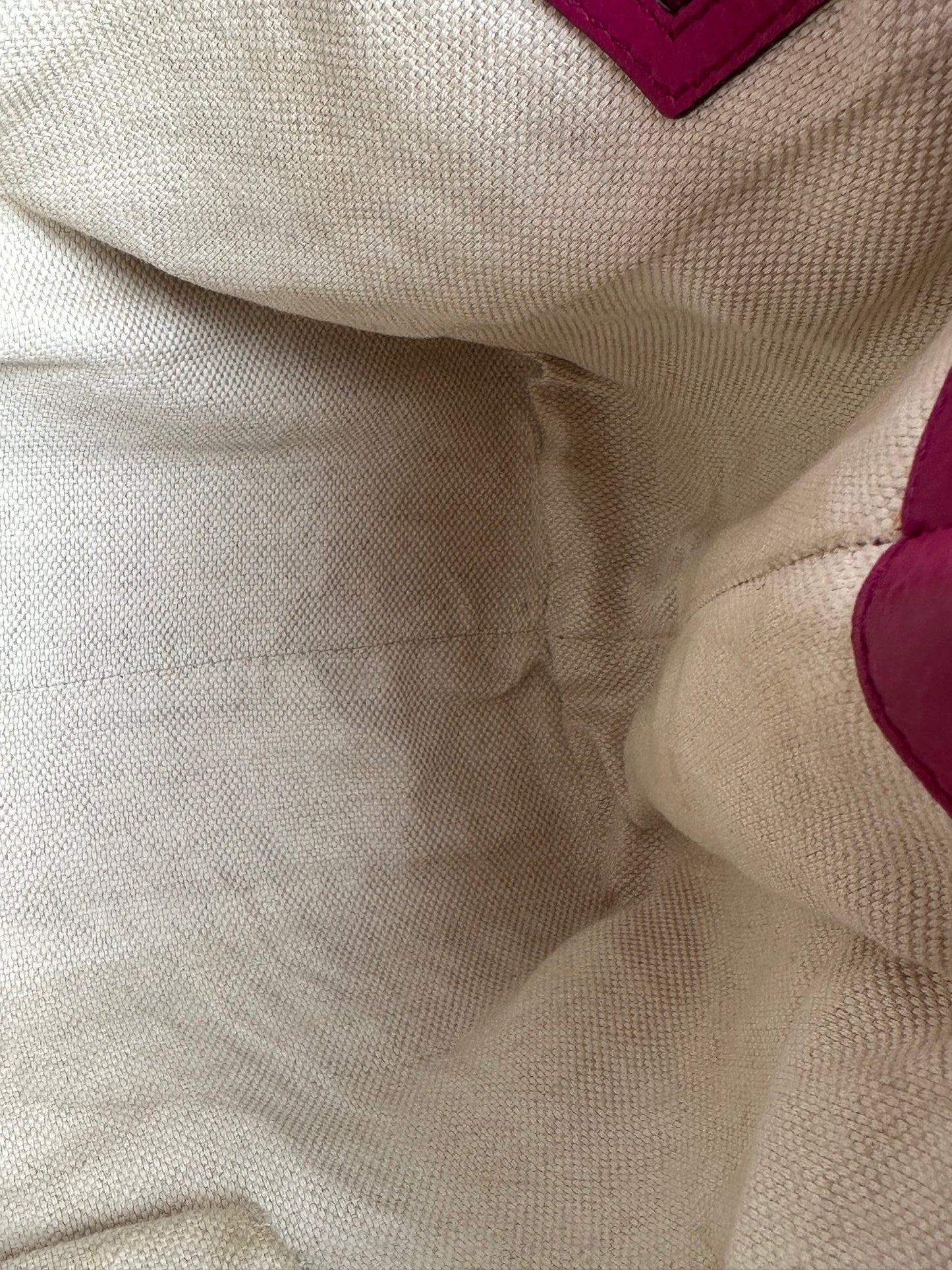 Gucci Fuchsia Leather Soho Bag GHW