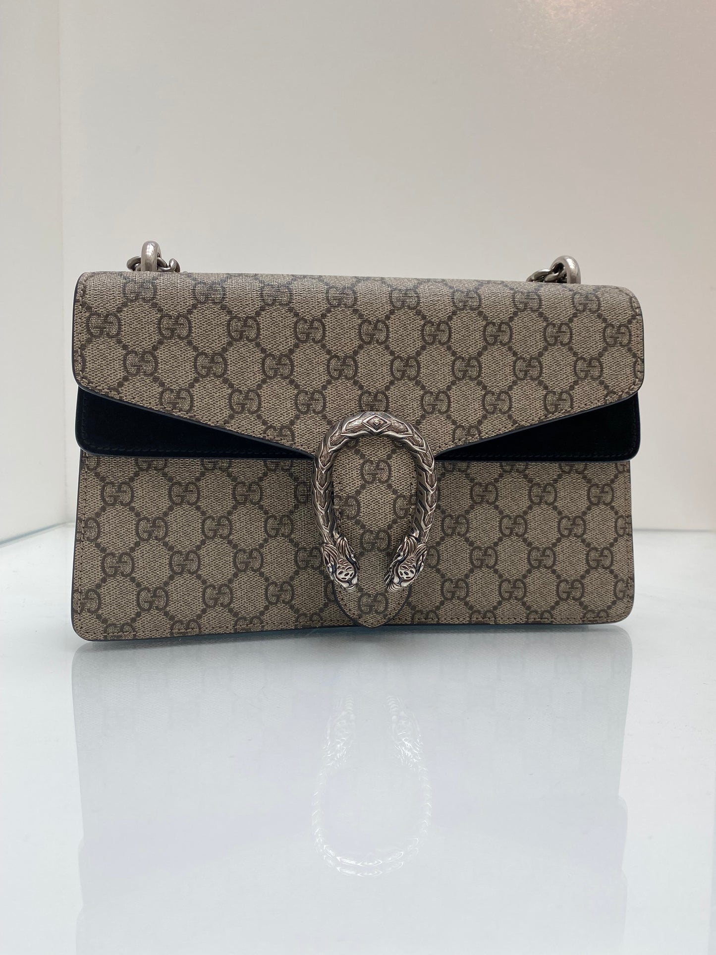 Gucci Dionysus GG Logo & Black Velvet Shoulder Bag