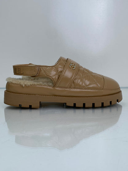 Chanel Beige Patent Leather & Shearling CC Clogs, 40