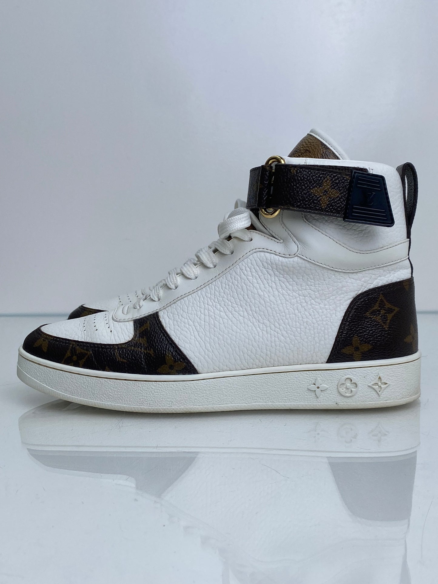 Louis Vuitton White, Monogram, & Reverse Monogram Boombox Sneakers, 38
