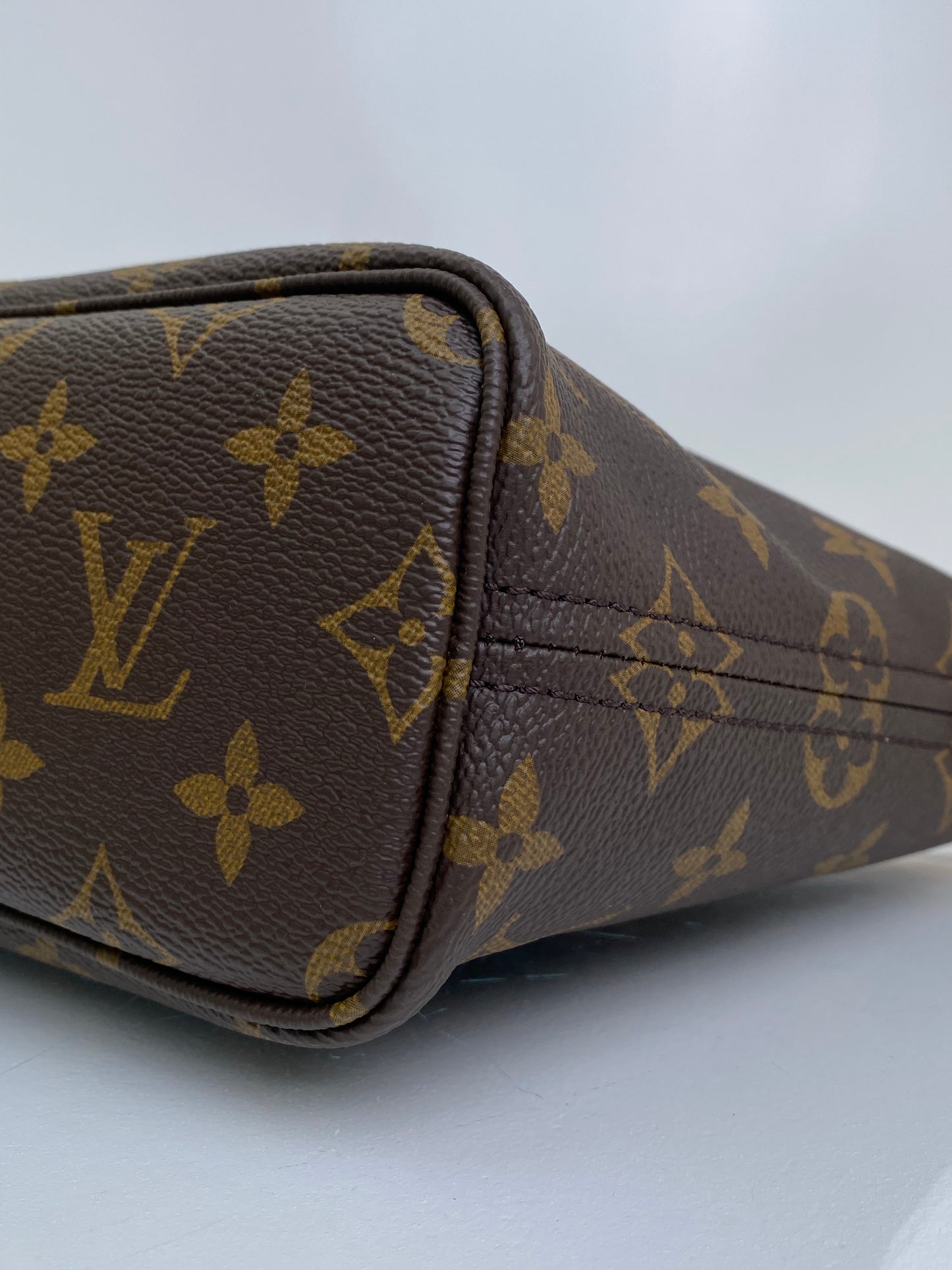 Louis Vuitton Monogram Canvas Neverfull BB Bag GHW