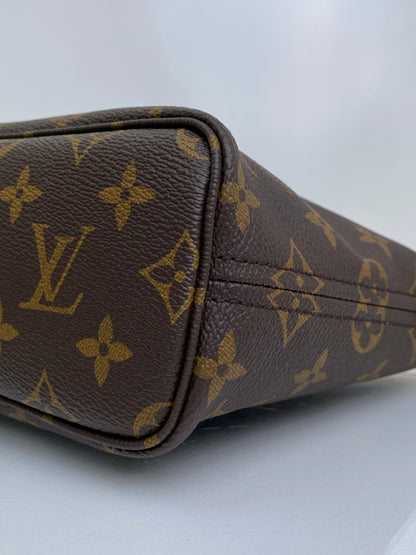 Louis Vuitton Monogram Canvas Neverfull BB Bag GHW