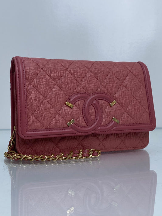 Chanel Light Pink Filigree Caviar Wallet On Chain GHW