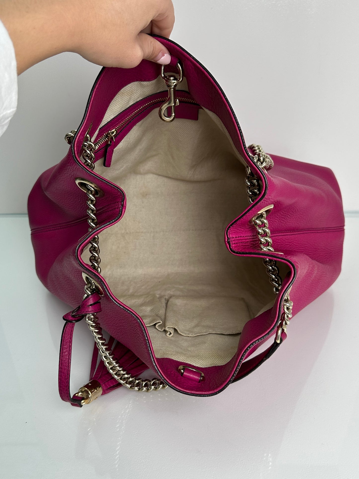 Gucci Fuchsia Leather Soho Bag GHW