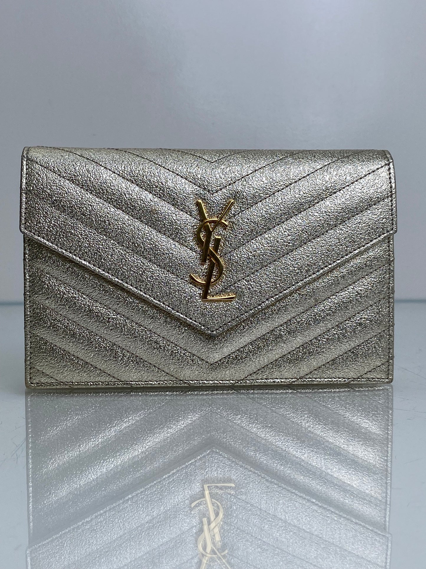 Saint Laurent Cassandra Silver Metallic Chevron Wallet On Chain GHW