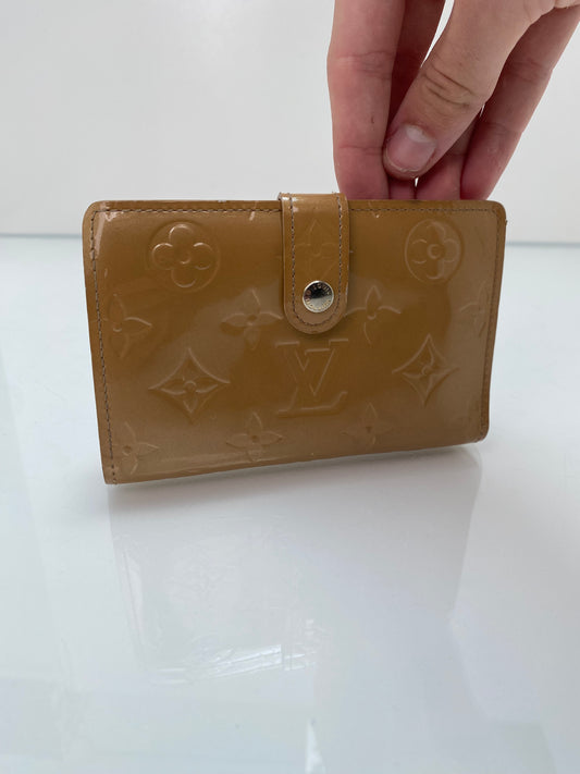 Louis Vuitton Vernis Beige Mini Agenda
